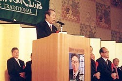 「政論」出版記念パーティーにて