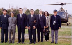 防衛協会のメンバーと自衛隊視察