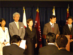 谷垣総裁にリーダーシップ発揮求める