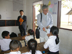 NGO「ラオスのこども(草の根)」視察
