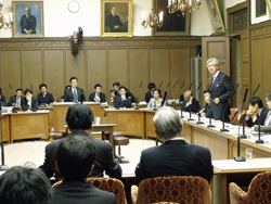 参議院財政金融委員会