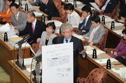 参議院予算委員会