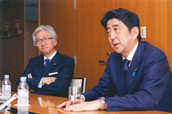 安倍総裁の会見
