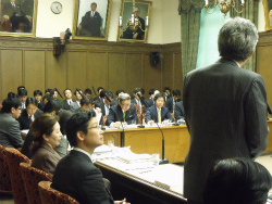 参議院財政金融委員会