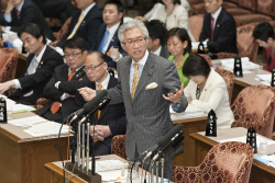 参議院予算委員会