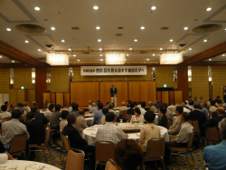 西田昌司を励ます納涼の集いを開催