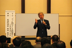 亀岡市長選挙において栗山正隆氏を激励